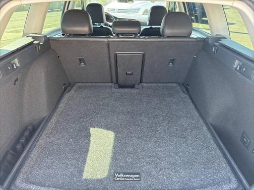 2015 Volkswagen Golf SportWagen TDI S 4-Door