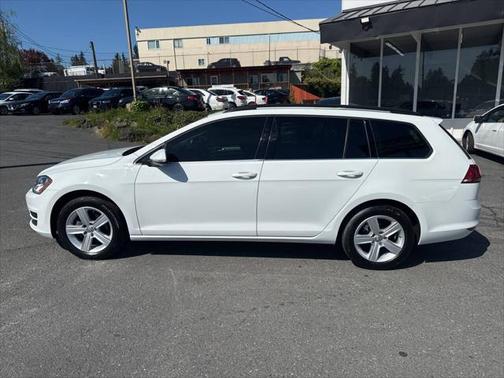 2015 Volkswagen Golf SportWagen TDI S 4-Door