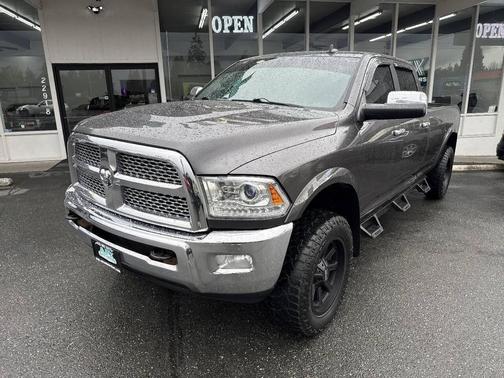 Granite Crystal Metallic Clearcoat 2015 RAM 2500 Laramie
