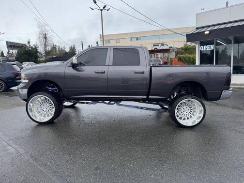 Granite Crystal Metallic Clearcoat 2019 RAM 1500 SLT