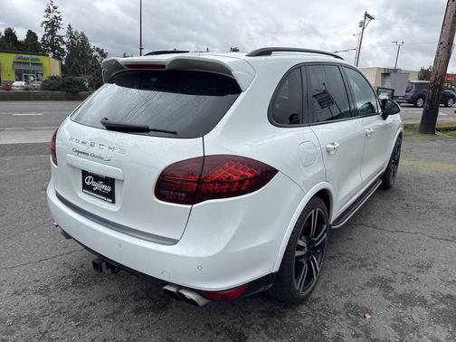 2014 Porsche Cayenne Turbo S