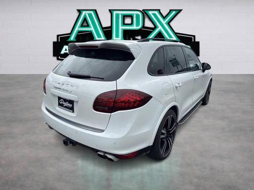 2014 Porsche Cayenne Turbo S