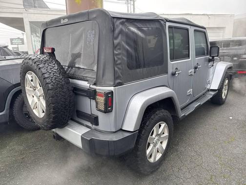 2013 Jeep Wrangler Unlimited Sahara