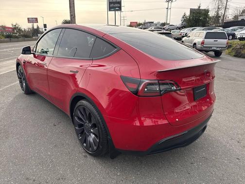 2022 Tesla Model Y Performance Dual Motor All-Wheel Drive