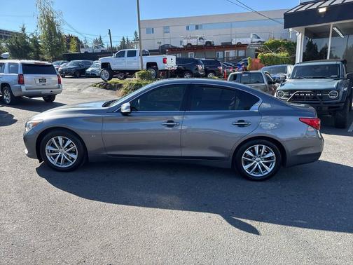 2014 INFINITI Q50 Premium
