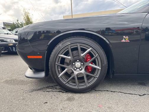 2016 Dodge Challenger R/T Scat Pack