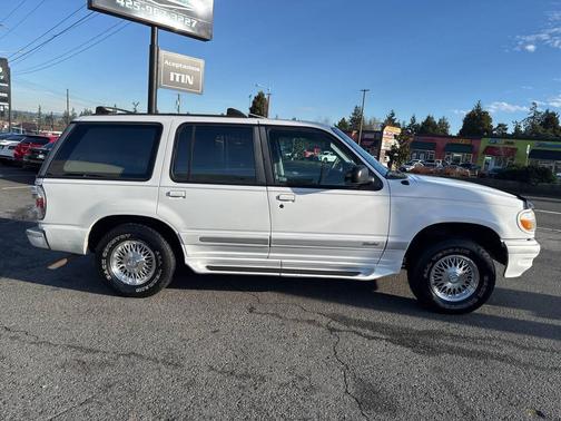 1995 Ford Explorer Limited