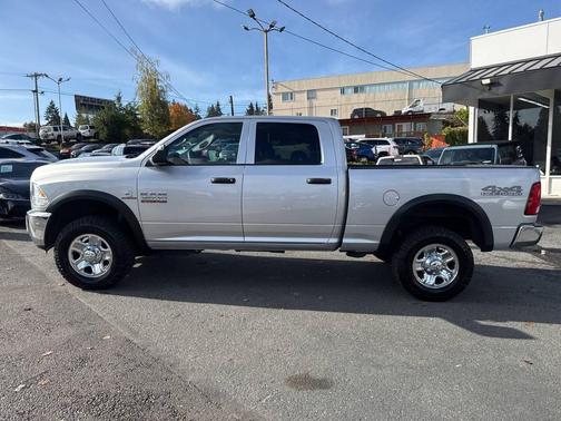 2018 RAM 2500 Tradesman Crew Cab 4x4 6'4' Box