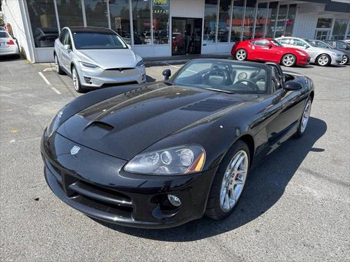 2004 Dodge Viper SRT10