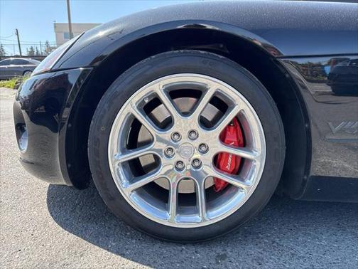 2004 Dodge Viper SRT10