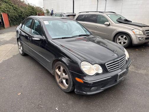2005 Mercedes-Benz C-Class C230 Kompressor Sport