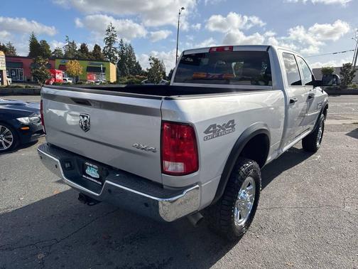 2018 RAM 2500 Tradesman Crew Cab 4x4 6'4' Box