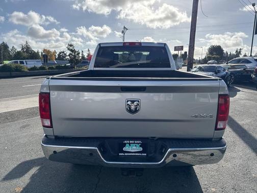 2018 RAM 2500 Tradesman Crew Cab 4x4 6'4' Box