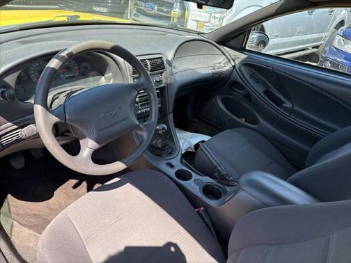 2002 Ford Mustang Base