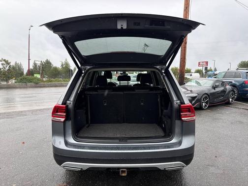 2018 Volkswagen Atlas 3.6L SE w/Technology