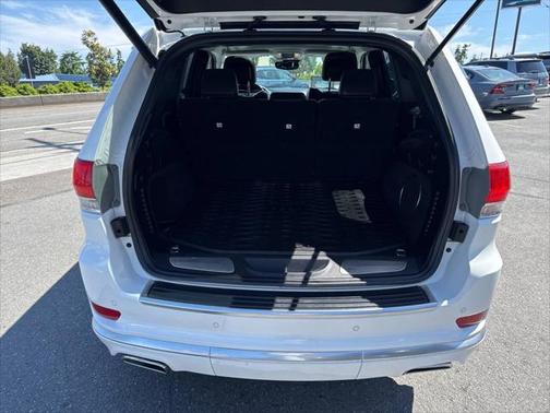 2017 Jeep Grand Cherokee Summit