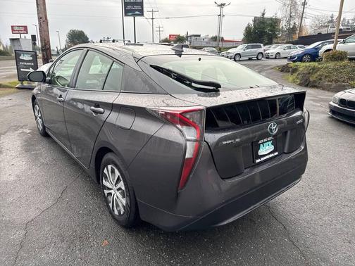 2016 Toyota Prius Two Eco