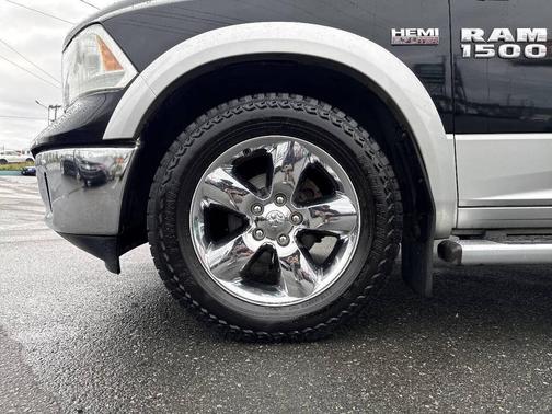 Black Clear Coat/Bright Silver Metallic Clear Coat 2013 RAM 1500 Laramie