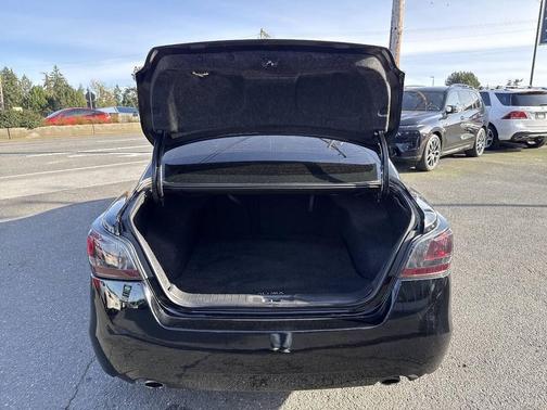 Super Black 2014 Nissan Altima 3.5 SL