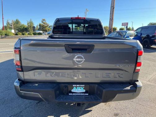 2023 Nissan Frontier SV