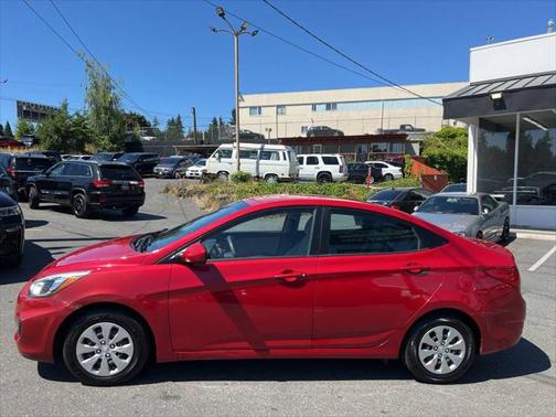 2016 Hyundai Accent SE