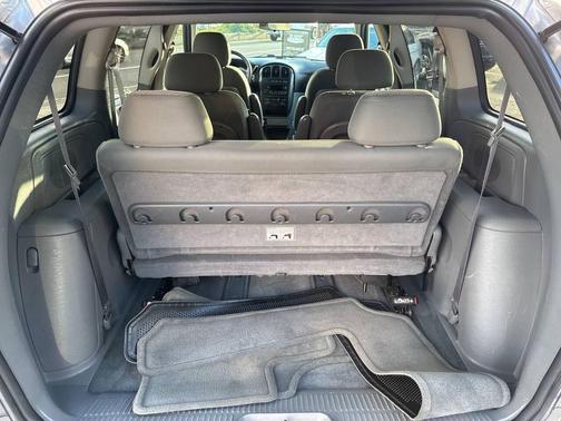 2005 Dodge Caravan SXT