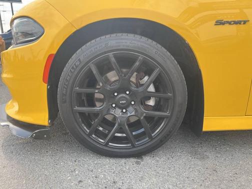 2017 Dodge Charger SE