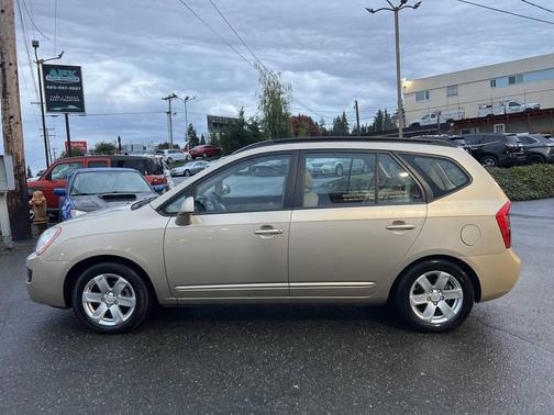 2008 Kia Rondo LX V6