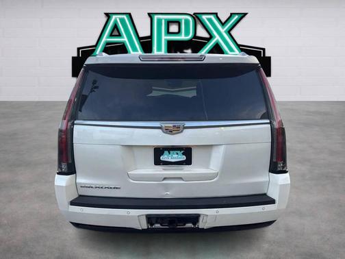 White Diamond Tricoat 2015 Cadillac Escalade Luxury