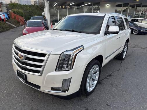 2015 Cadillac Escalade Luxury