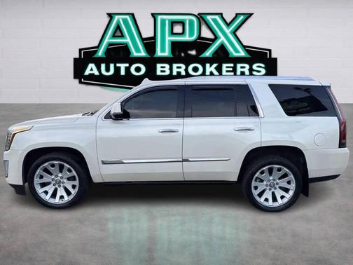 White Diamond Tricoat 2015 Cadillac Escalade Luxury