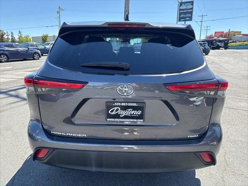 2022 Toyota Highlander L