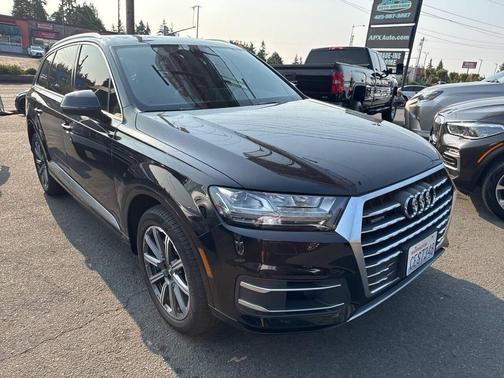 2017 Audi Q7 3.0T Premium