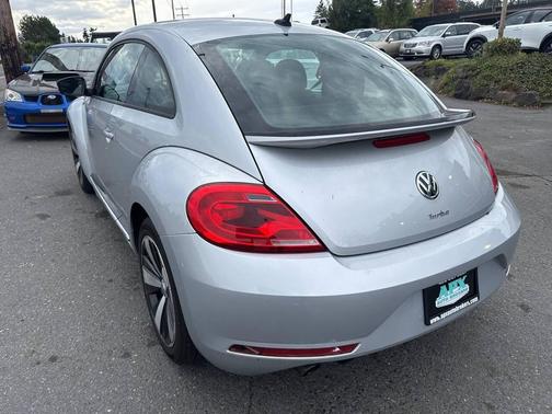2014 Volkswagen Beetle 2.0T R-Line