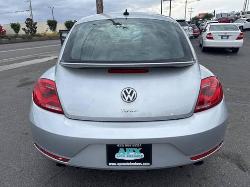 2014 Volkswagen Beetle 2.0T R-Line