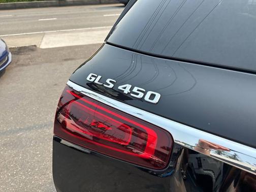 2021 Mercedes-Benz GLS 450 4MATIC