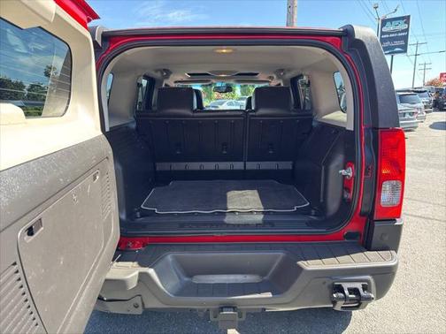 2006 Hummer H3 Base