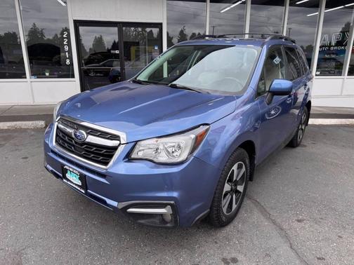Quartz Blue Pearl 2017 Subaru Forester 2.5i Limited