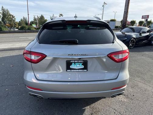 2017 Maserati Levante S