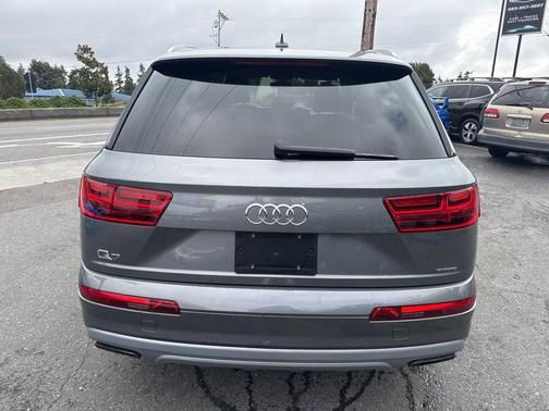 2017 Audi Q7 2.0T Premium