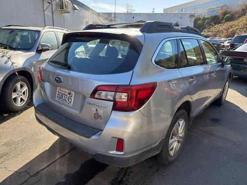 2015 Subaru Outback 2.5i