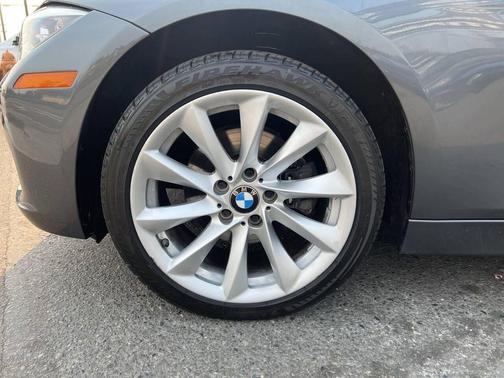 2012 BMW 328 328i 4dr Sedan
