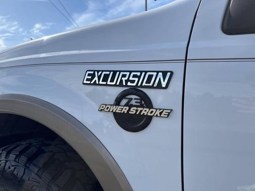 2002 Ford Excursion Limited 4WD 4dr SUV
