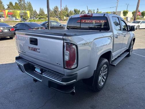 Quicksilver Metallic 2016 GMC Canyon SLT