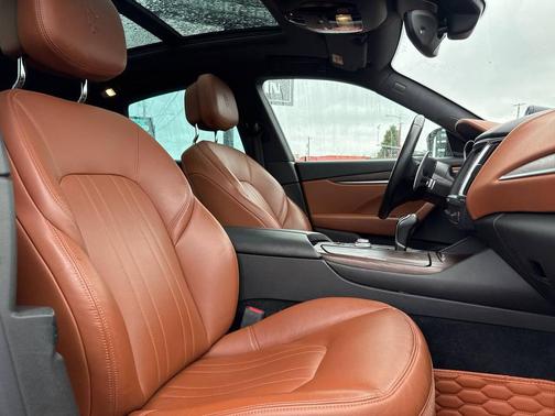 2017 Maserati Levante S