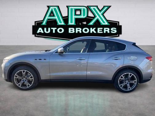 Gray 2017 Maserati Levante S