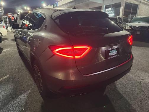 2017 Maserati Levante S