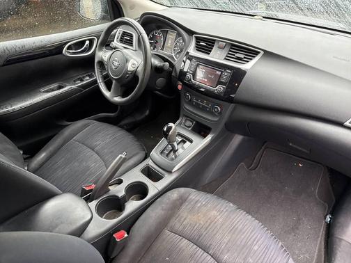 2016 Nissan Sentra SV