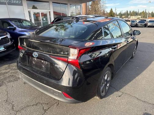 2020 Toyota Prius XLE