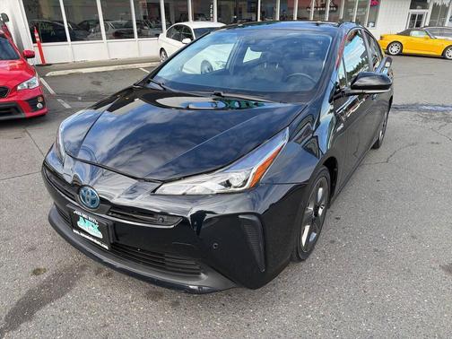 2020 Toyota Prius XLE